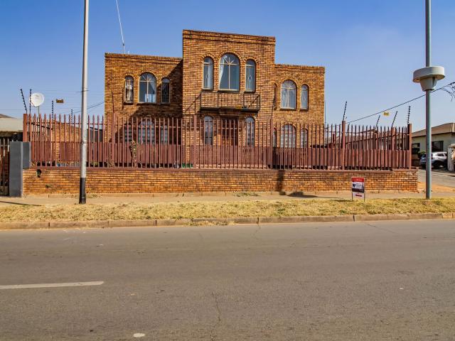 House for sale in Vosloorus, Gauteng