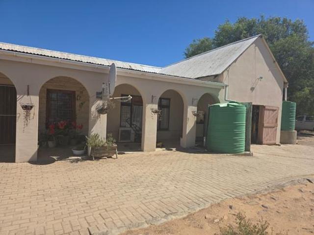 House for sale in Hantam, Northern Cape