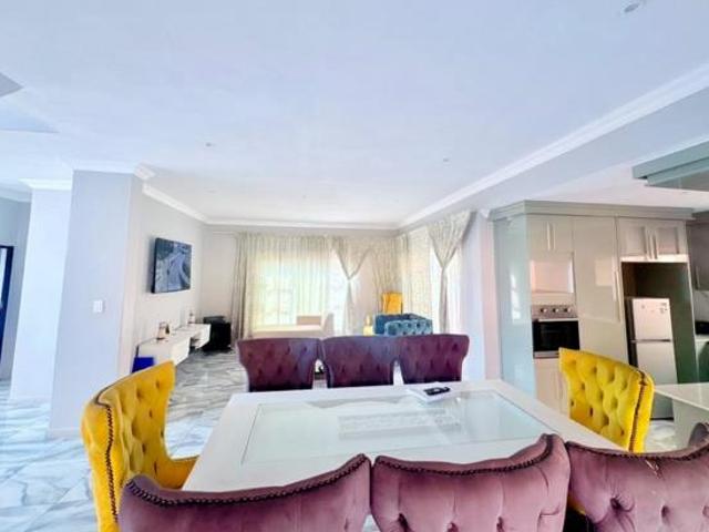 House for rent in Waterkloof, Gauteng