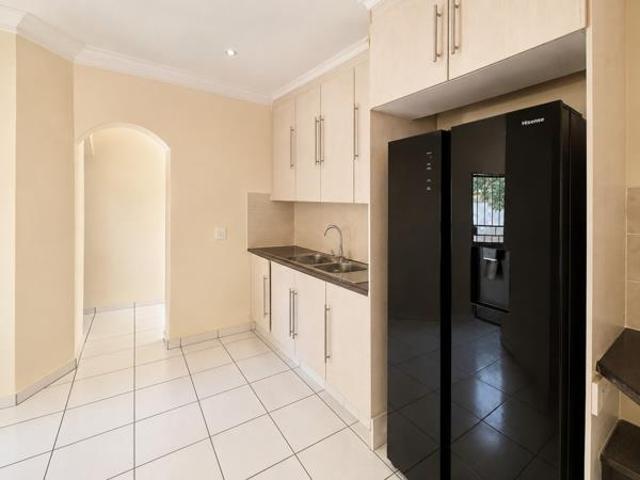 House for rent in Waterkloof, Gauteng