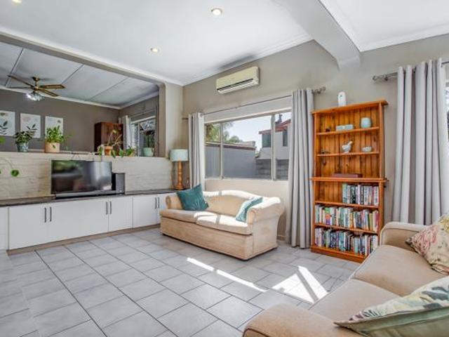 House for sale in Durbanville, Western Cape