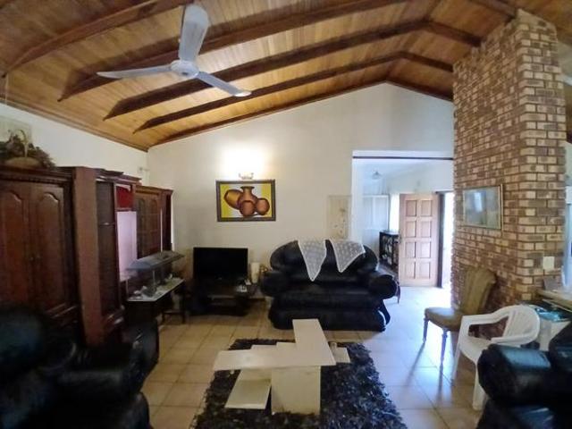 House for sale in UMhlathuze Municipality, Kwazulu-natal
