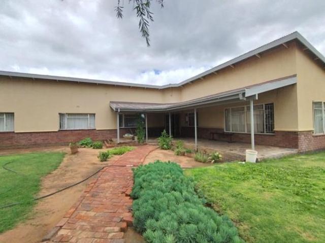 House for sale in Kgalagadi, Northern Cape