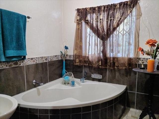 House for sale in Tlhabane, North West