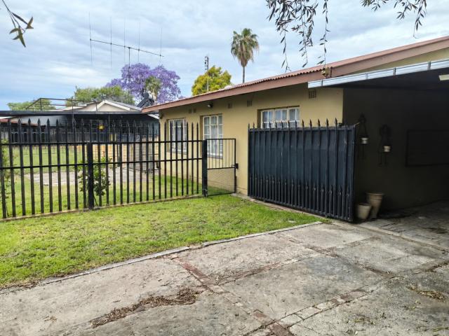 House for sale in Rustenburg, Rustenburg Local Municipality