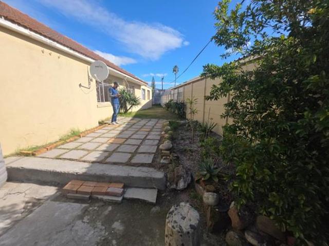 House for sale in Cape Town, Western Cape