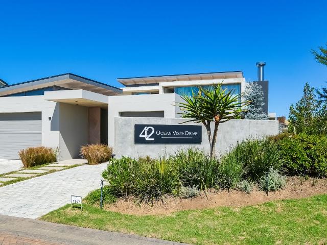 House for sale in Groot Brak Rivier, Western Cape