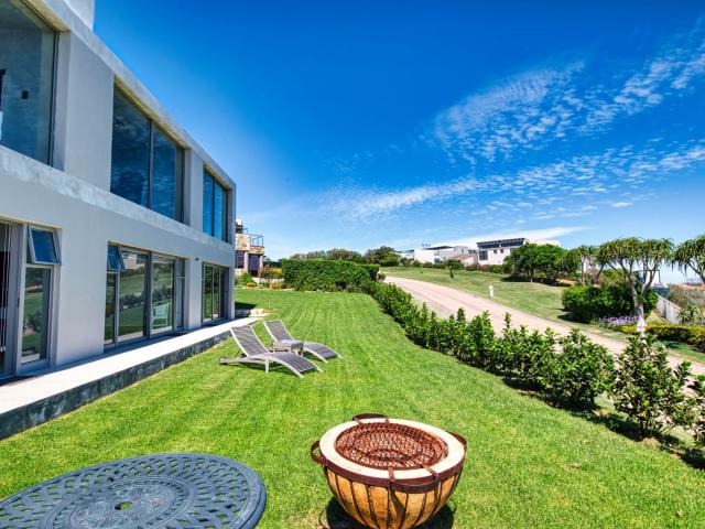 House for sale in Groot Brak Rivier, Western Cape