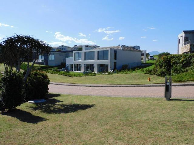 House for sale in Groot Brak Rivier, Western Cape