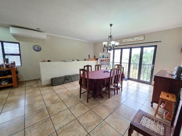 House for sale in Oudtshoorn Local Municipality, Garden Route District Municipality