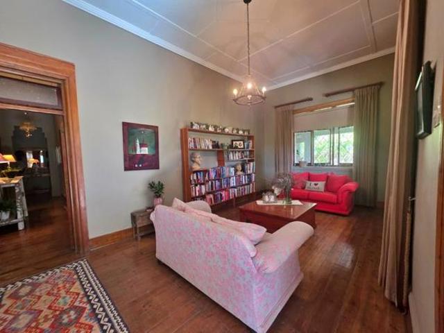 House for sale in Oudtshoorn Local Municipality, Garden Route District Municipality
