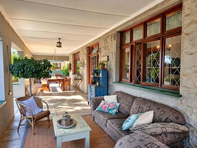 House for sale in Oudtshoorn Local Municipality, Garden Route District Municipality