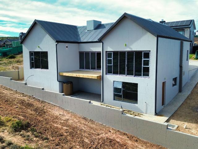 House for sale in Groot Brak Rivier, Western Cape