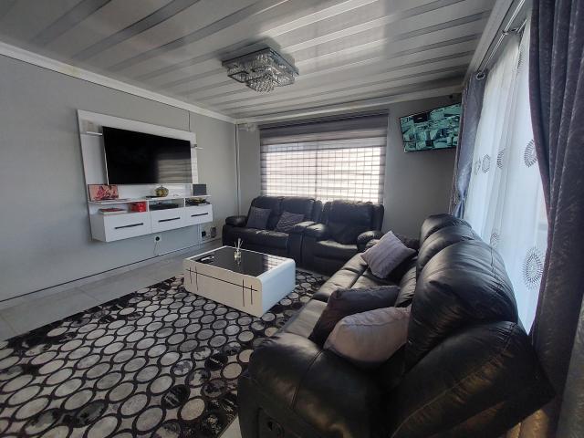 House for sale in Seaview, Kwazulu-natal