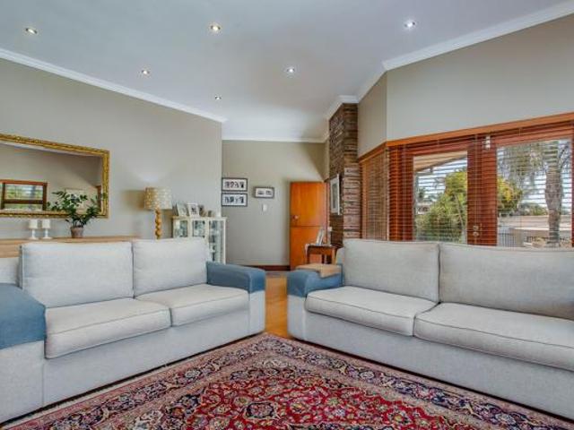 House for sale in Durbanville, Western Cape