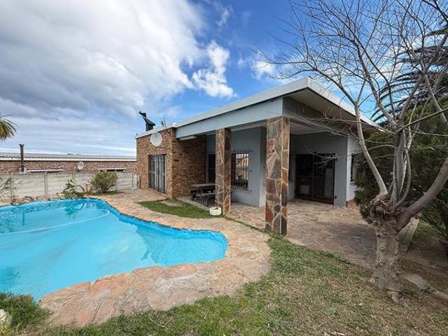 House for sale in Rietpoel, Theewaterskloof Local Municipality