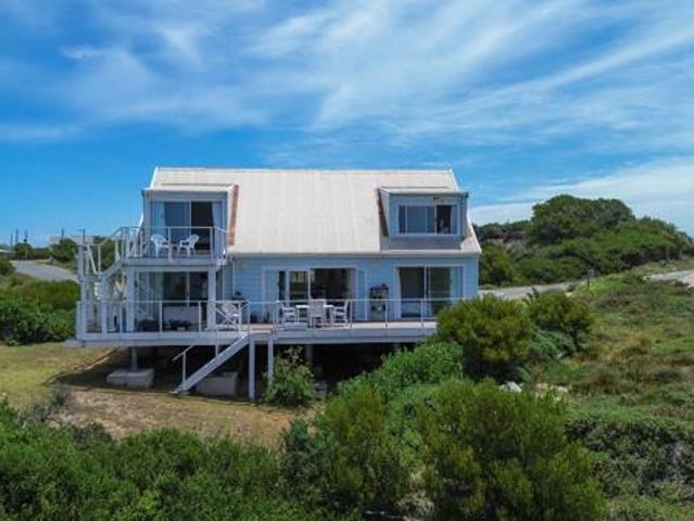 House for sale in Cape St Francis, Eastern Cape