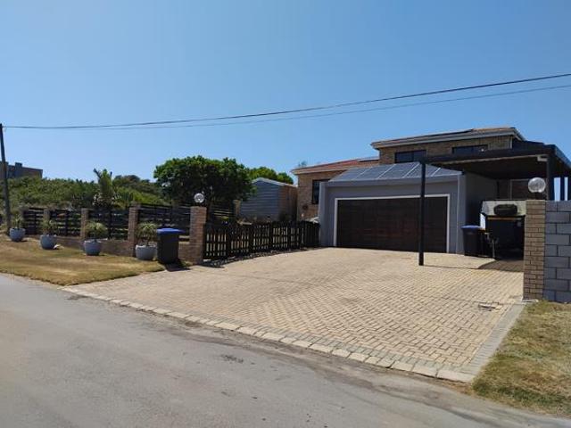 House for sale in Cape St Francis, Eastern Cape