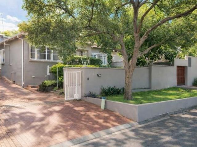 House for rent in Rosebank, Gauteng