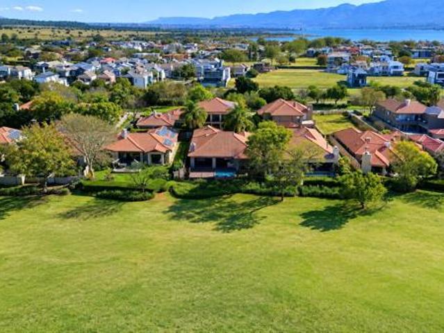 House for sale in North West