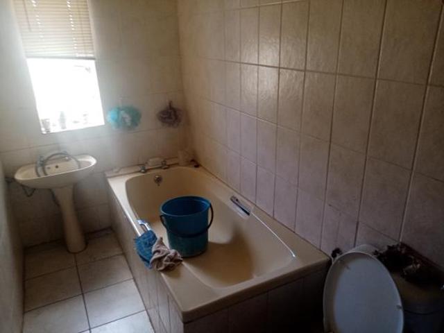 House for sale in Xhariep District Municipality, Free State