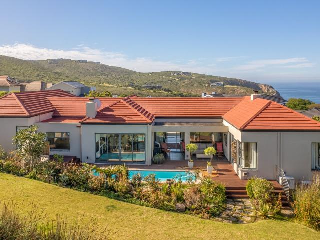 House for sale in Groot Brak Rivier, Western Cape