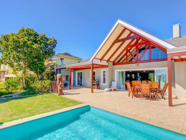 House for sale in Groot Brak Rivier, Western Cape