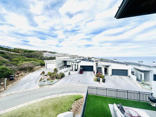 House for sale in Groot Brak Rivier, Western Cape