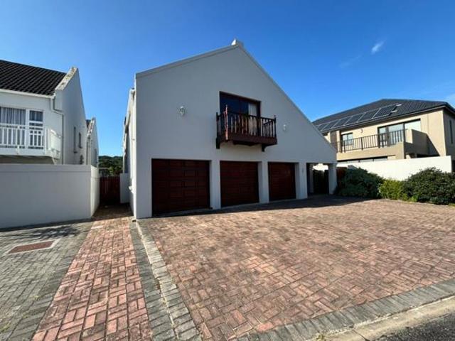 House for rent in Bushmans River Mouth, Eastern Cape
