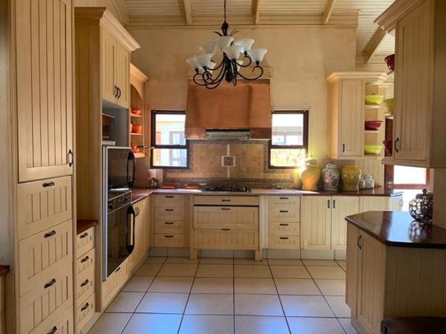 House for sale in North West