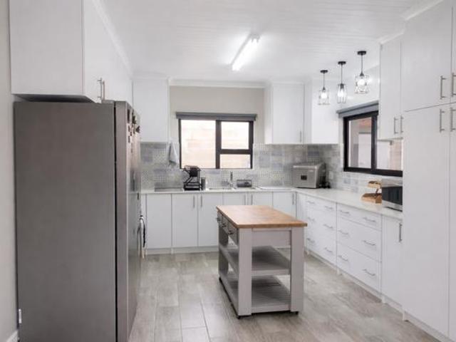 House for sale in Port Nolloth, Northern Cape