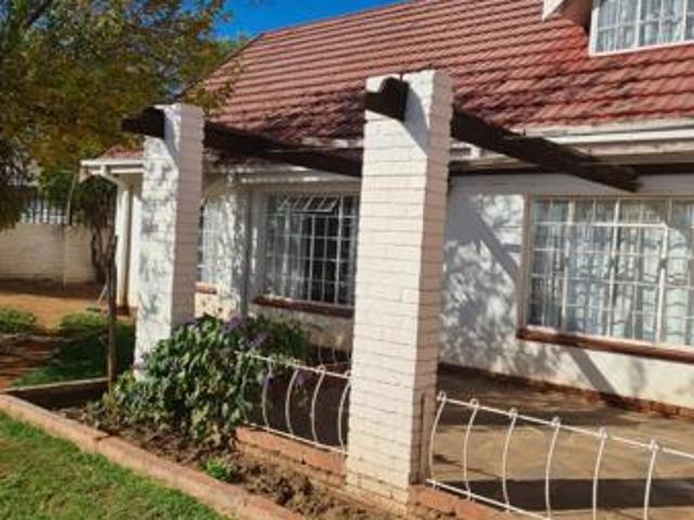 House for sale in Postmasburg, Northern Cape