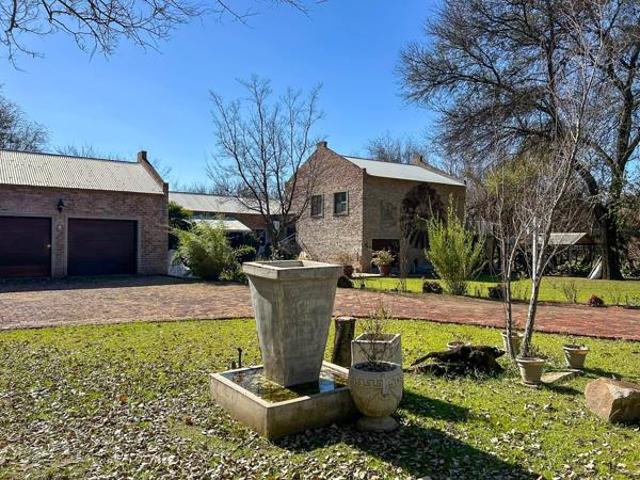 House for sale in Dr Kenneth Kaunda, North West