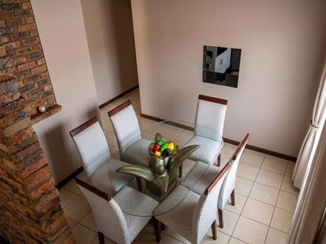 House for rent in Waterkloof, Gauteng