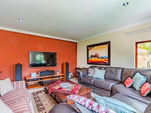 House for rent in Waterkloof, Gauteng