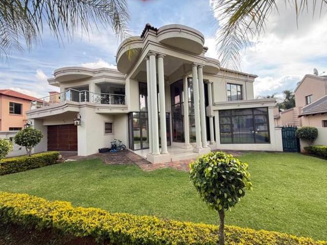 House for rent in Waterkloof, Gauteng