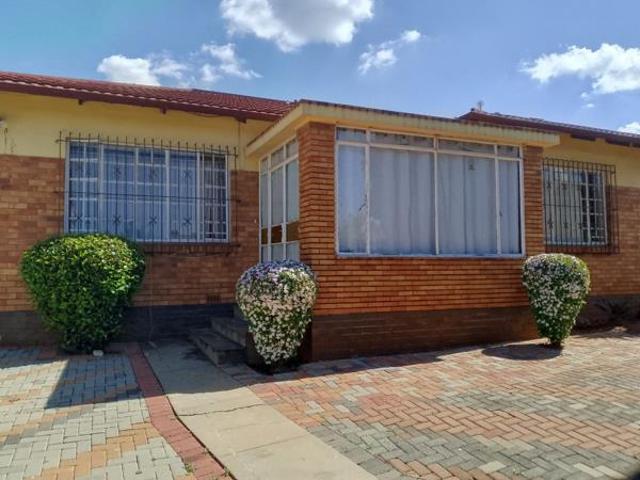 House for rent in Jansenpark, City of Ekurhuleni Metropolitan Municipality