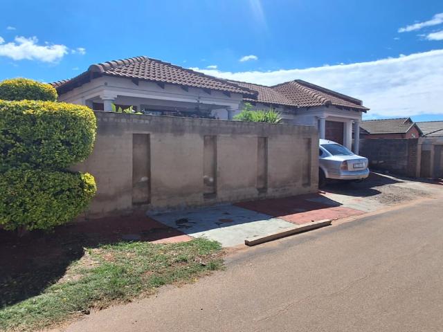House for sale in Soweto, Gauteng