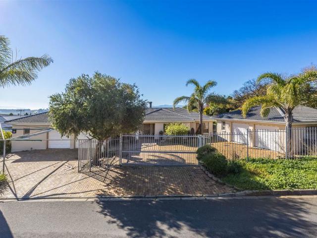House for sale in Cape Town, Western Cape