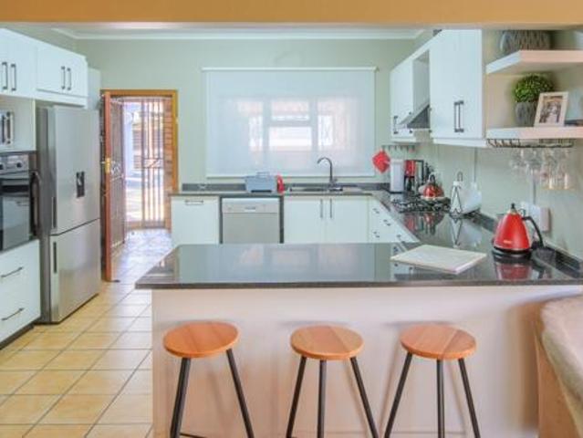 House for sale in Ugu District Municipality, Kwazulu-natal