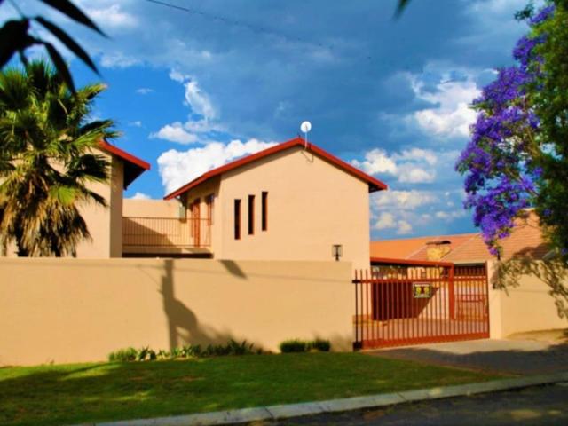 House for sale in Mohlakeng, Gauteng