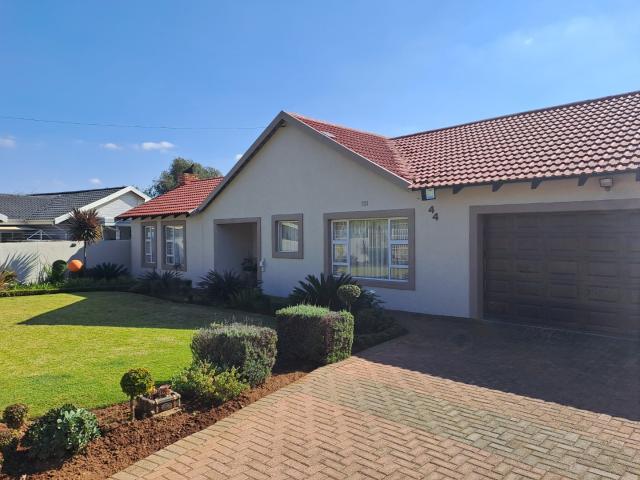 House for sale in Kagiso, Gauteng
