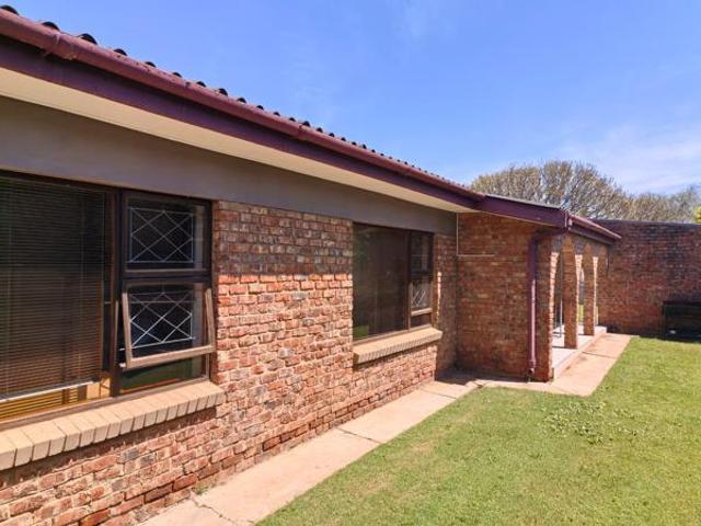 House for sale in Nelson Mandela Bay Ward 18, Nelson Mandela Bay Metropolitan Municipality