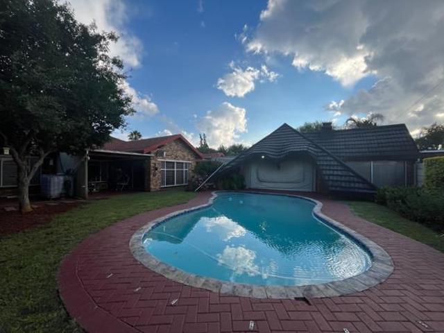 House for sale in Frances Baard, Northern Cape