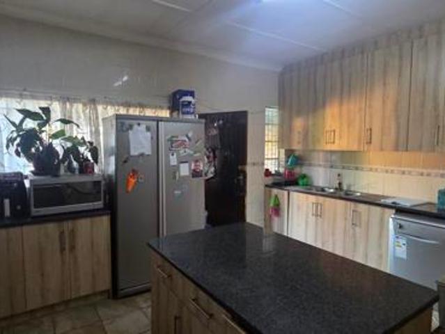 House for sale in Frances Baard, Northern Cape