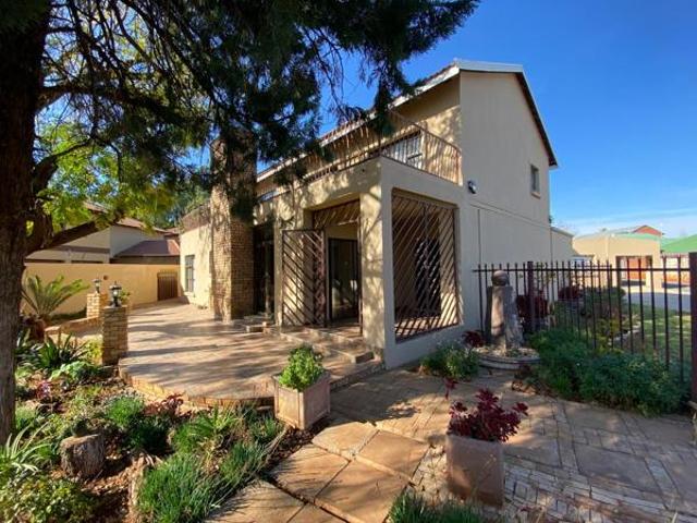 House for sale in Frances Baard, Northern Cape