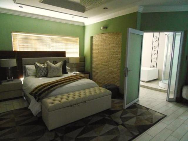 House for sale in Waterkloof, Gauteng
