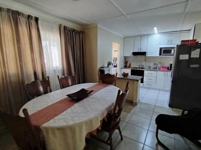 House for sale in UMhlathuze Municipality, Kwazulu-natal