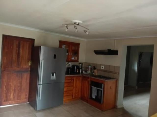 House for rent in Waterkloof, Gauteng