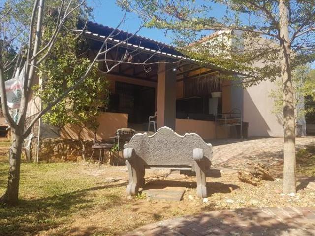 House for rent in Waterkloof, Gauteng
